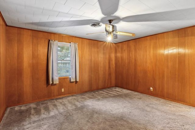 3010 Lamar Circle, El Campo, TX 77437