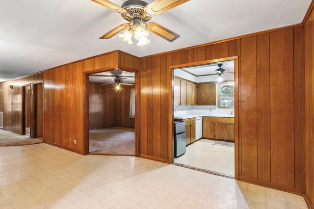 3010 Lamar Circle, El Campo, TX 77437