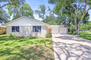 3010 Lamar Circle, El Campo, TX 77437