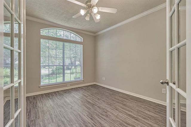 7 Raindance Court, The Woodlands, TX 77385