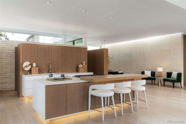 121 S Cherry Street, Denver, CO 80246