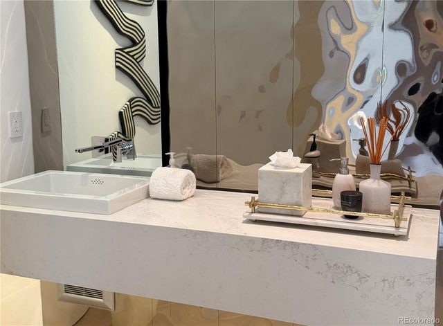 121 S Cherry Street, Denver, CO 80246