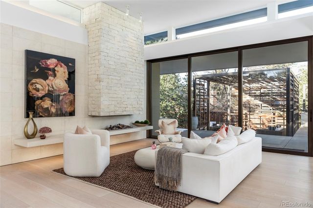 121 S Cherry Street, Denver, CO 80246