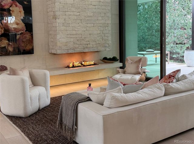 121 S Cherry Street, Denver, CO 80246