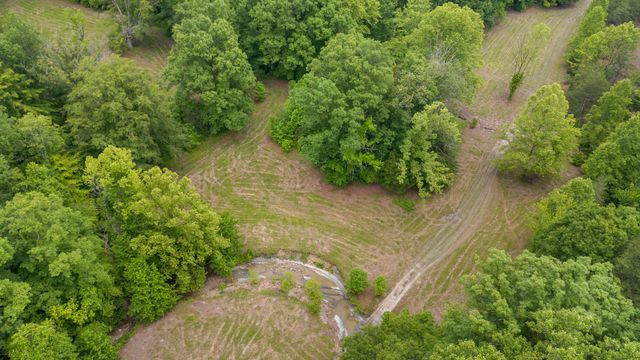275 Horns River Road Road, Irvine, KY 40336