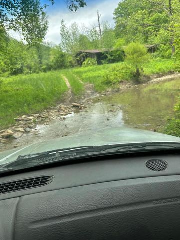 275 Horns River Road Road, Irvine, KY 40336