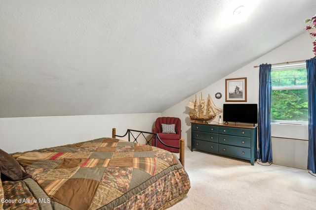 528 Trapper Creek RD, Sandpoint, ID 83864