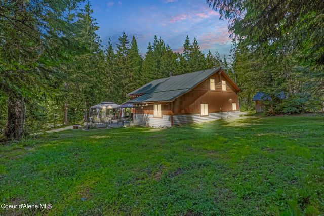 528 Trapper Creek RD, Sandpoint, ID 83864
