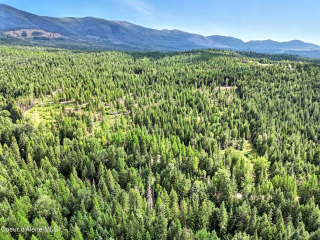 528 Trapper Creek RD, Sandpoint, ID 83864