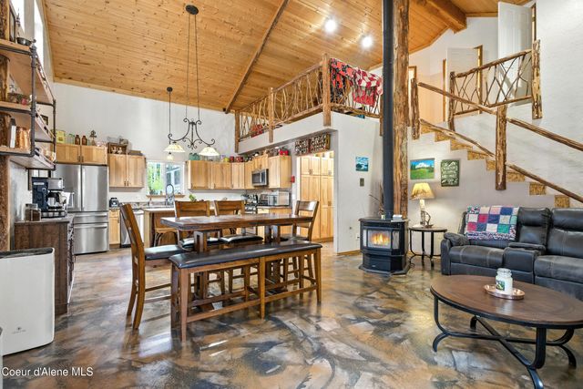 528 Trapper Creek RD, Sandpoint, ID 83864