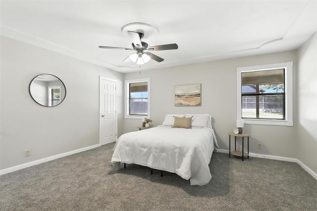 5610 Cuero Drive, De Cordova, TX 76049