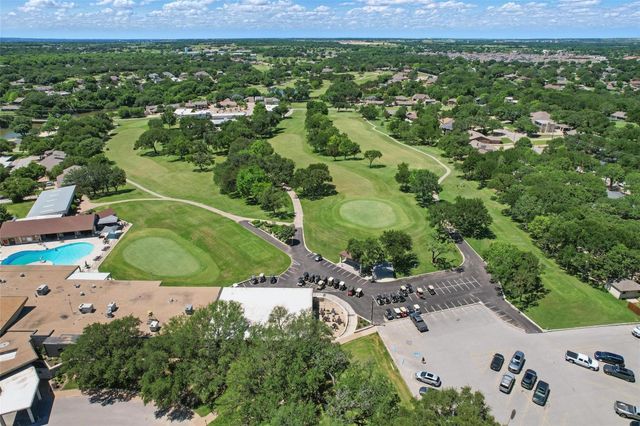 5610 Cuero Drive, De Cordova, TX 76049