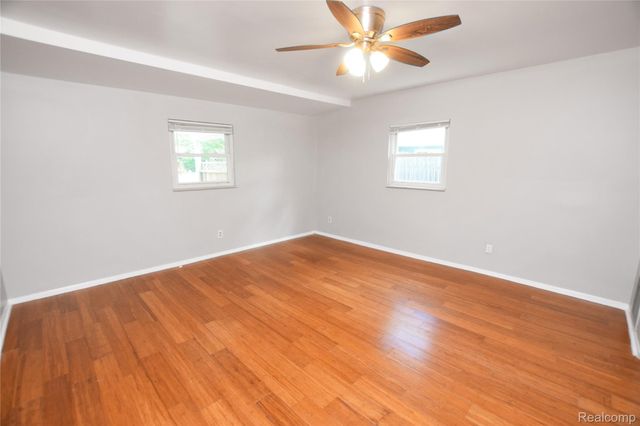 1935 Carmanbrook Parkway, Flint, MI 48507