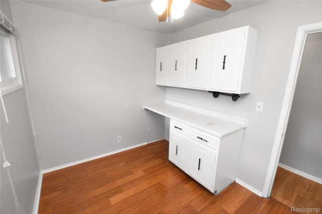 1935 Carmanbrook Parkway, Flint, MI 48507