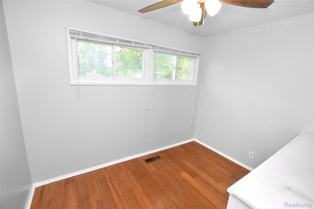 1935 Carmanbrook Parkway, Flint, MI 48507