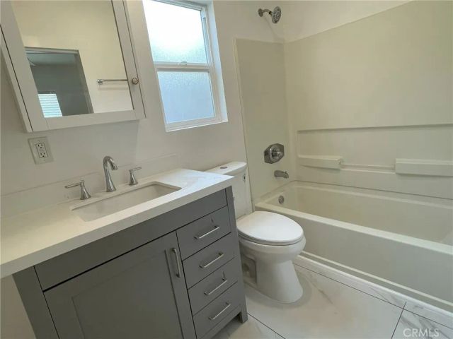 1640 Sherman Place 9, Long Beach, CA 90804