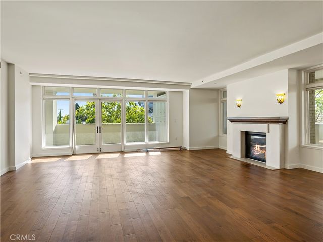 920 Granite Drive 213, Pasadena, CA 91101