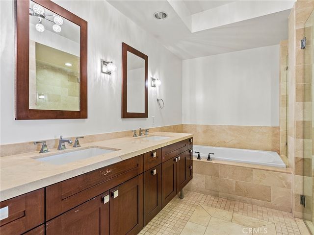 920 Granite Drive 213, Pasadena, CA 91101