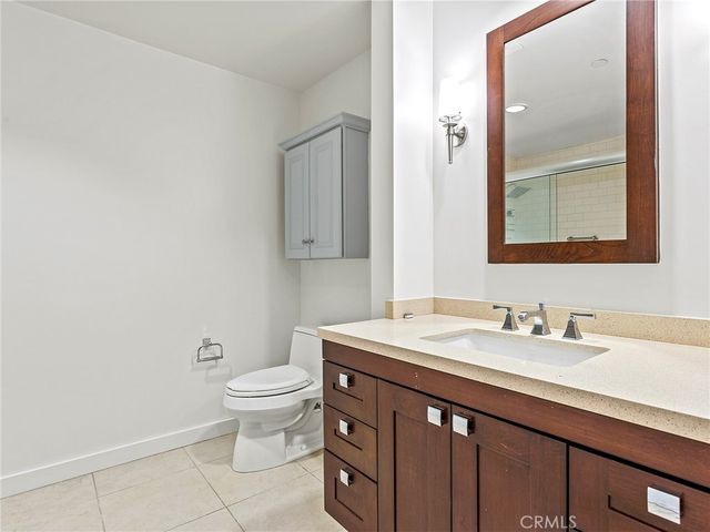 920 Granite Drive 213, Pasadena, CA 91101
