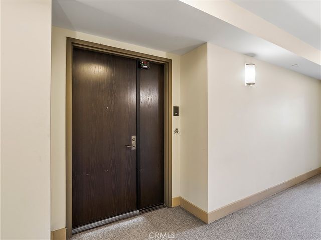 920 Granite Drive 213, Pasadena, CA 91101