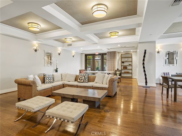 920 Granite Drive 213, Pasadena, CA 91101