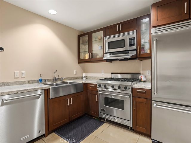 920 Granite Drive 213, Pasadena, CA 91101