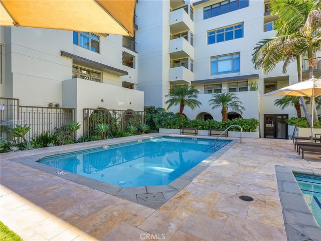 920 Granite Drive 213, Pasadena, CA 91101
