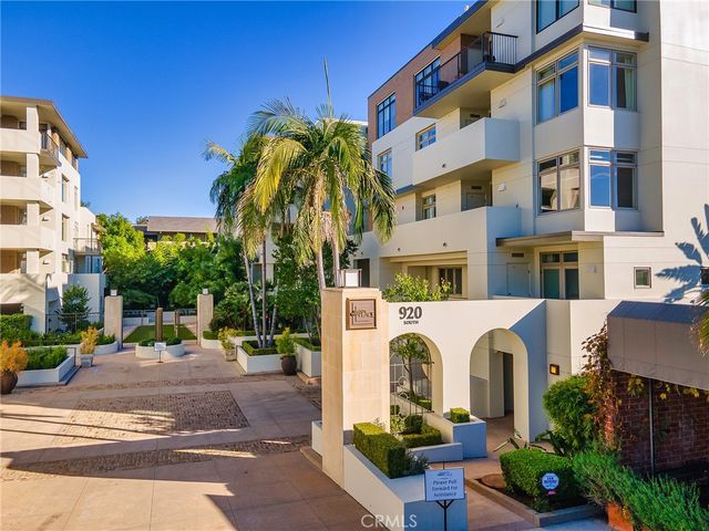 920 Granite Drive 213, Pasadena, CA 91101