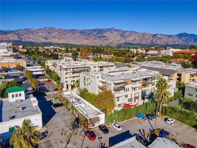 920 Granite Drive 213, Pasadena, CA 91101