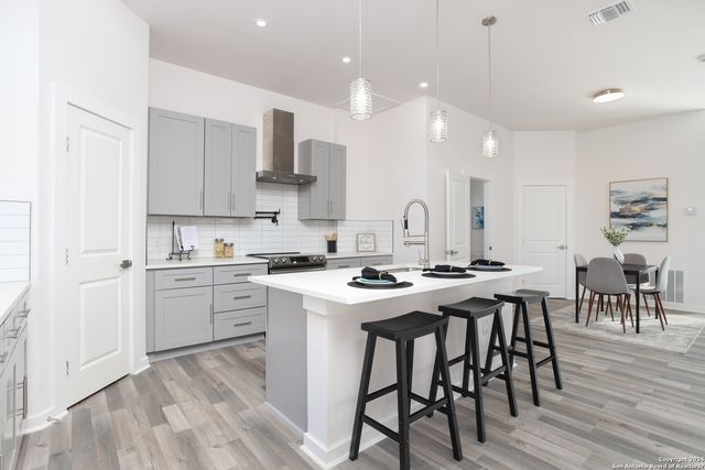 120 Pierce Ave, San Antonio, TX 78208