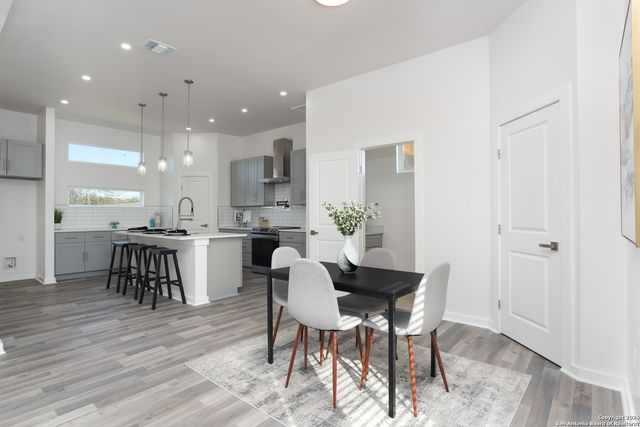 120 Pierce Ave, San Antonio, TX 78208