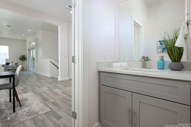 120 Pierce Ave, San Antonio, TX 78208