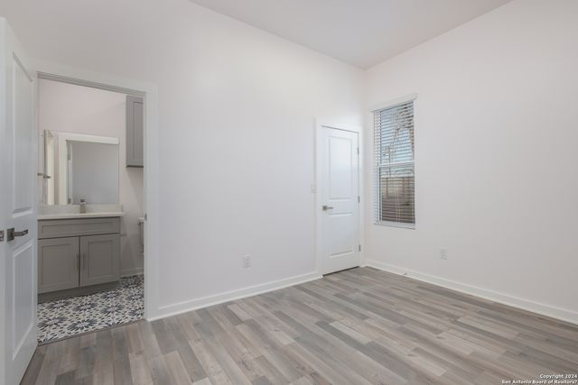 120 Pierce Ave, San Antonio, TX 78208