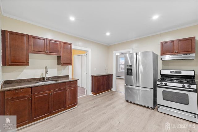 446 baker Place 2, Perth Amboy, NJ 08861