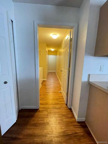 16750 DOVER Drive, Northville Township, MI 48168