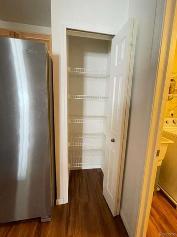 16750 DOVER Drive, Northville Township, MI 48168