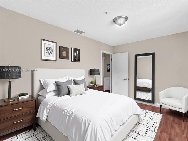 5710 NW 21st St 36-B, Lauderhill, FL 33313