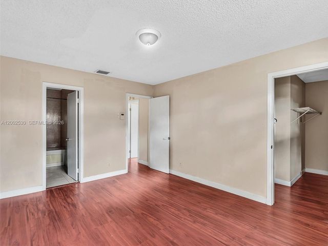 5710 NW 21st St 36-B, Lauderhill, FL 33313