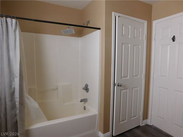 11625 Longhirst Hall Lane, Las Vegas, NV 89138