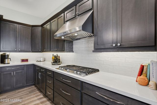 14195 N Los Saguaros Drive, Marana, AZ 85658