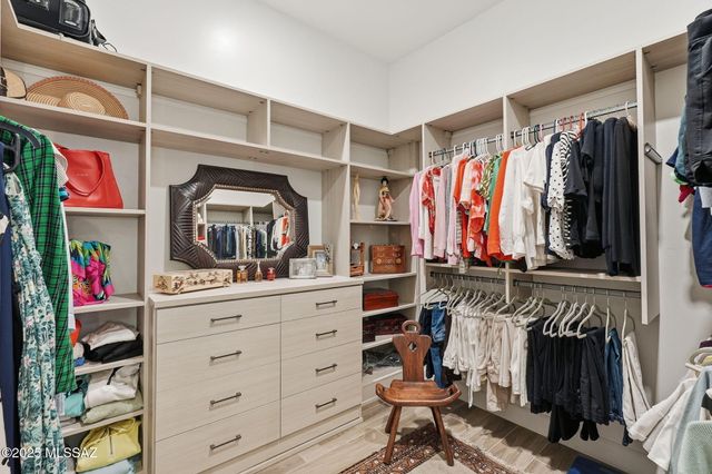 14195 N Los Saguaros Drive, Marana, AZ 85658