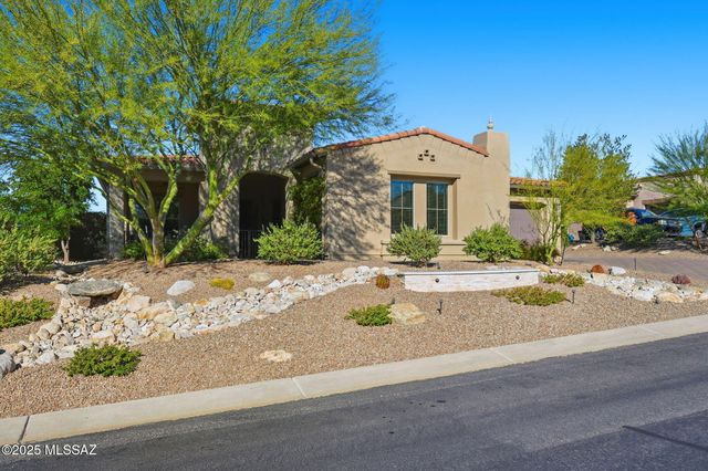 14195 N Los Saguaros Drive, Marana, AZ 85658