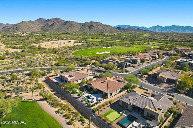 14195 N Los Saguaros Drive, Marana, AZ 85658