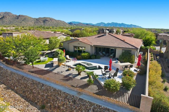 14195 N Los Saguaros Drive, Marana, AZ 85658