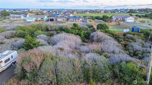 413 N Portal Loop SW, Ocean Shores, WA 98569