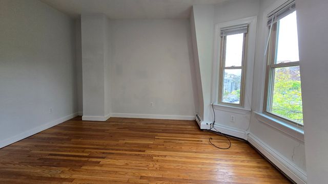 45 Thomas Park 3, Boston, MA 02127