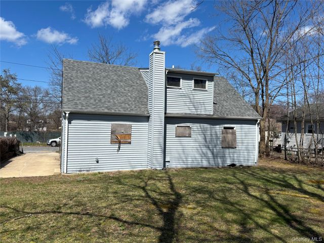 68 State Avenue, Wyandanch, NY 11798