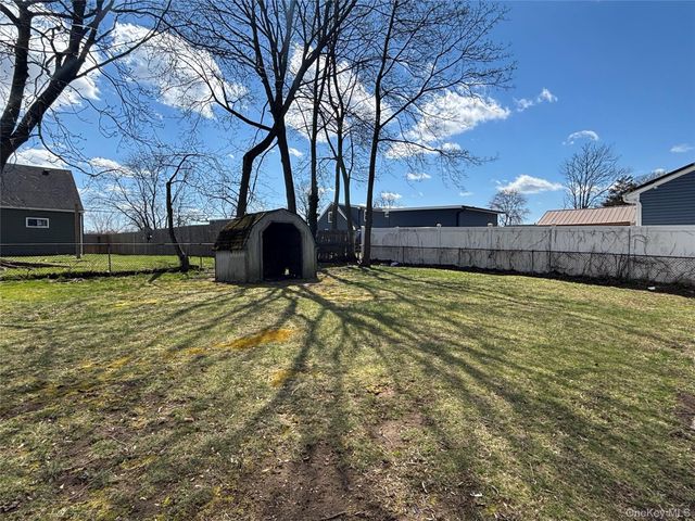 68 State Avenue, Wyandanch, NY 11798