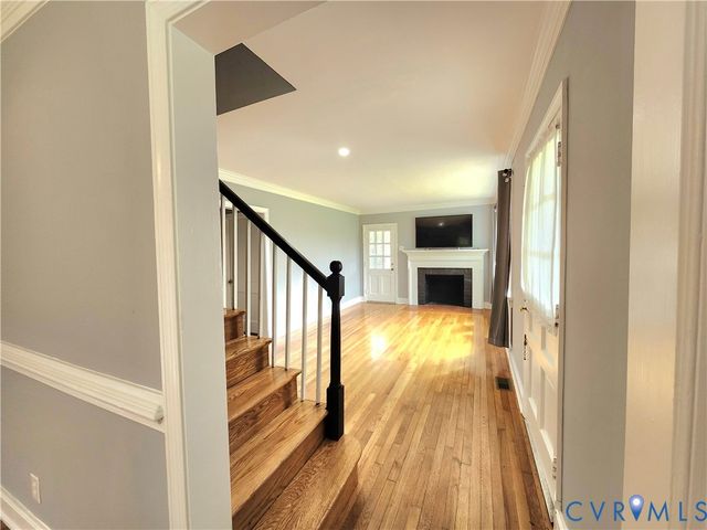 6706 Jahnke Rd, Richmond, VA 23225