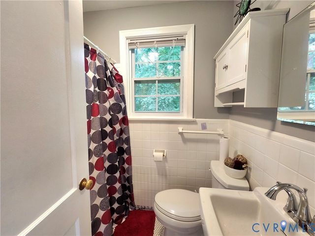 6706 Jahnke Rd, Richmond, VA 23225